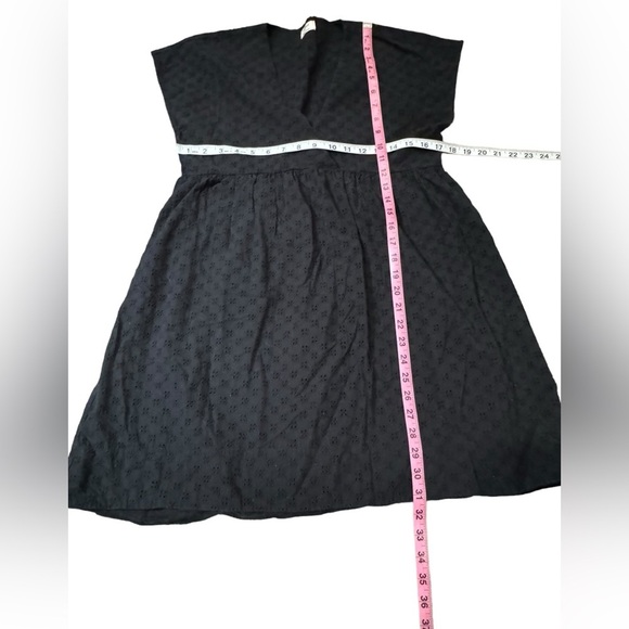 EUC Beautiful Black Cotton Eyelet Wilfred Dress Small - Picture 7 of 11